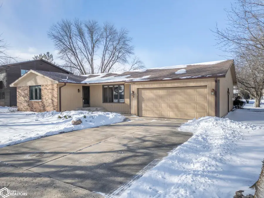 2 Boulder Road, Mason City, IA 50401 - #3