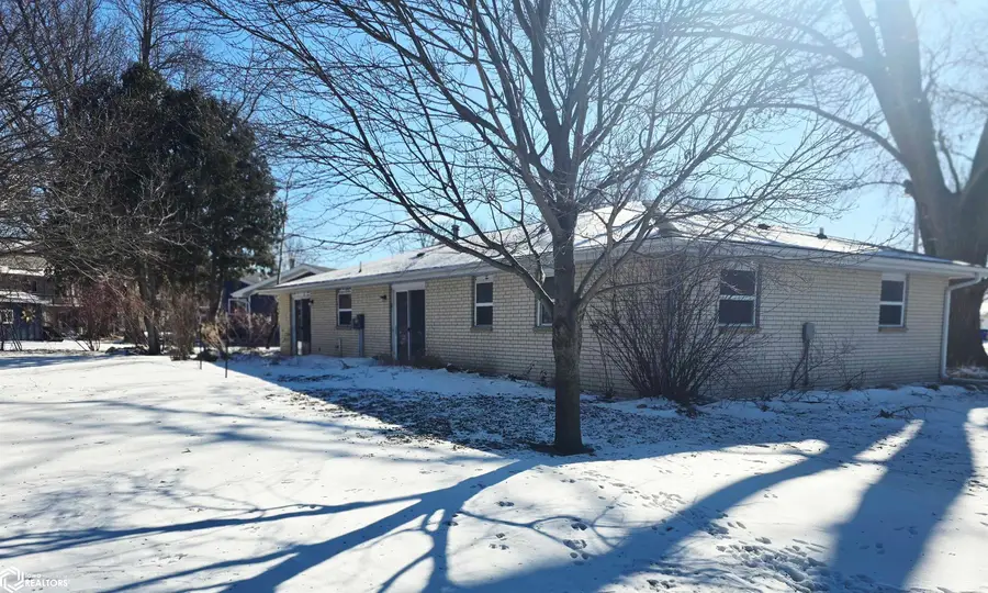 11 Parkwood Place, Garner, IA 50438 - #3