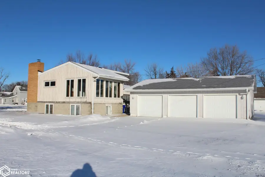 685 Grove Avenue, Garner, IA 50438 - #2