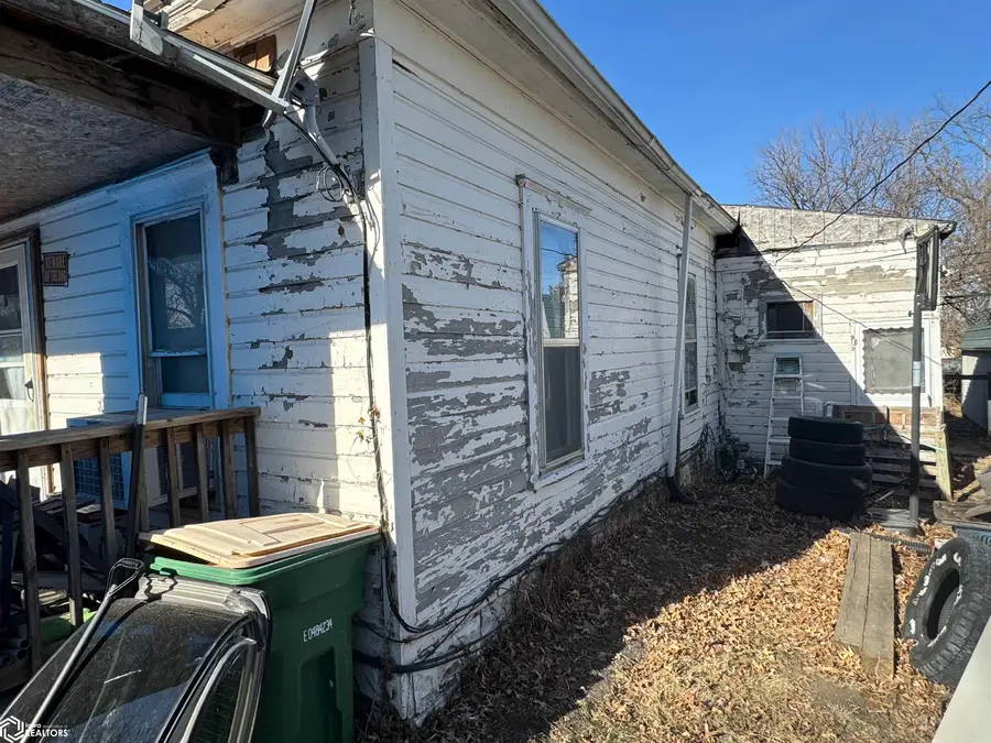 901 W Adair Street, Creston, IA 50801 - Image #2