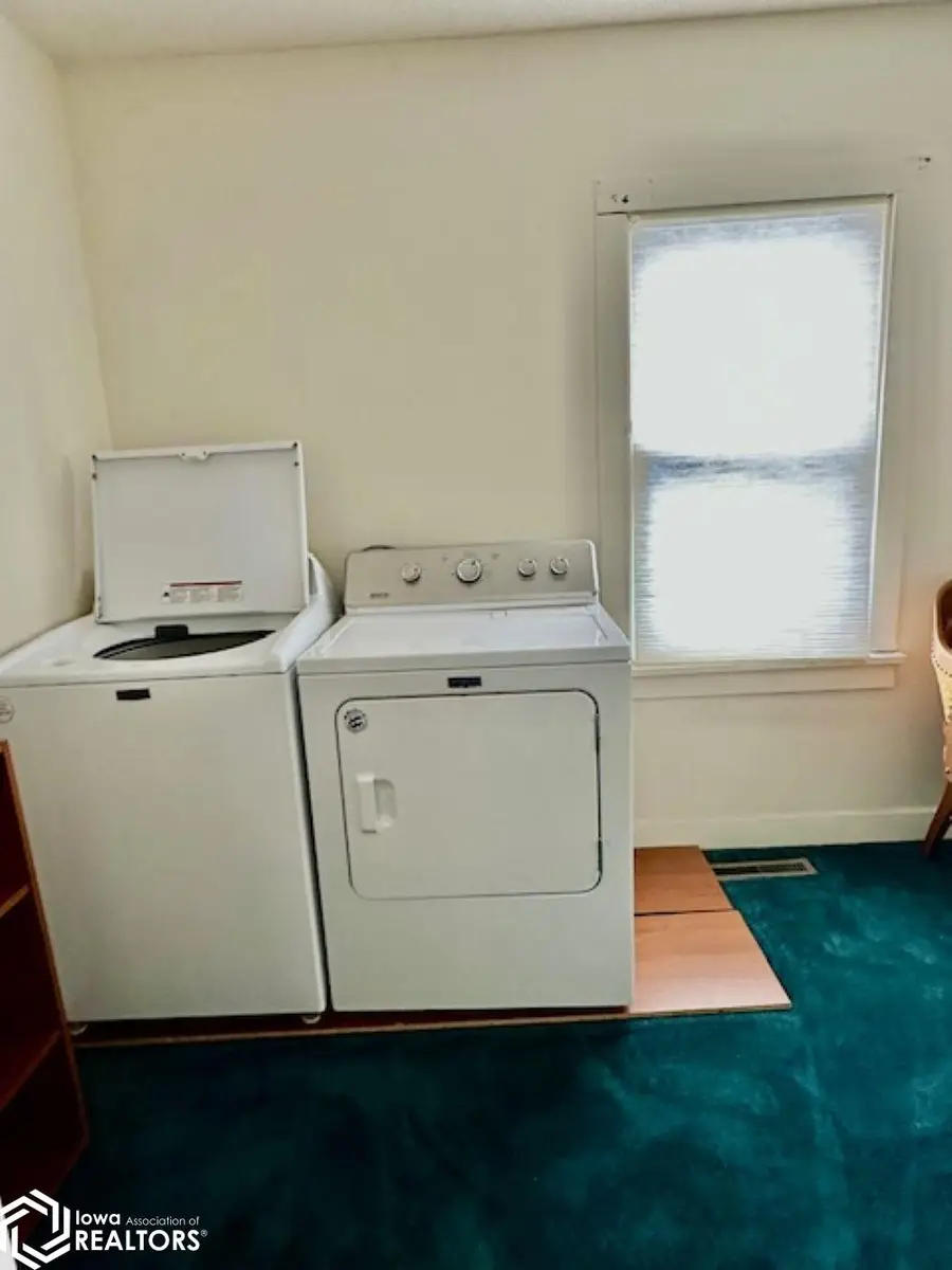 908 Shield Street, Burlington, IA 52601 - Image #3