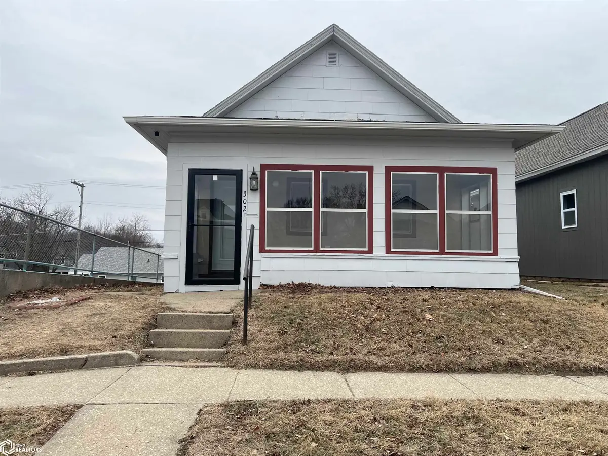 302 N Elm Street, Creston, IA 50801 - #1