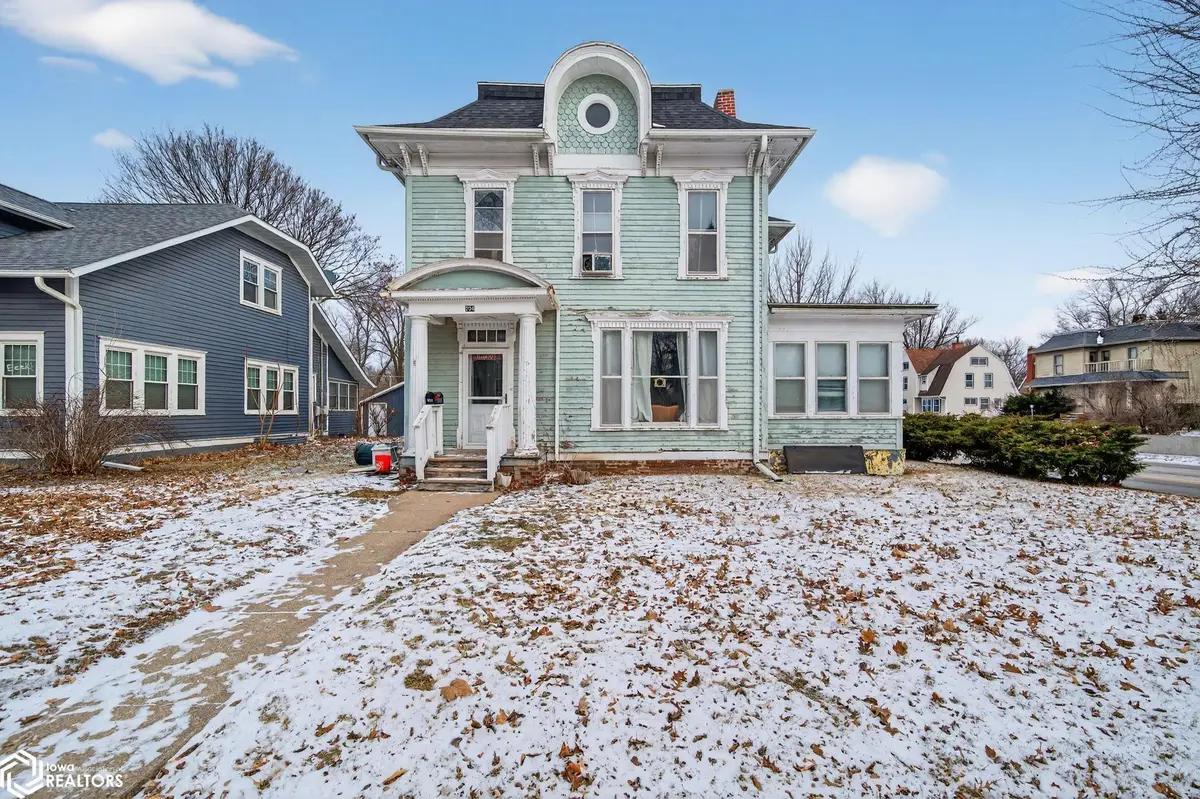 204 N 8th Street, Oskaloosa, IA 52577 - Image #1