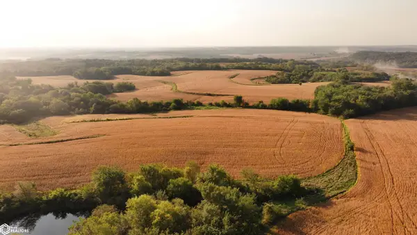 07 20th Place, Melcher-Dallas, IA 50139