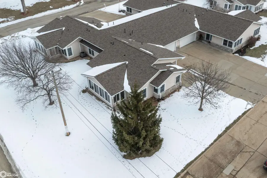 903 Cedar View Drive, Vinton, IA 52349 - #3