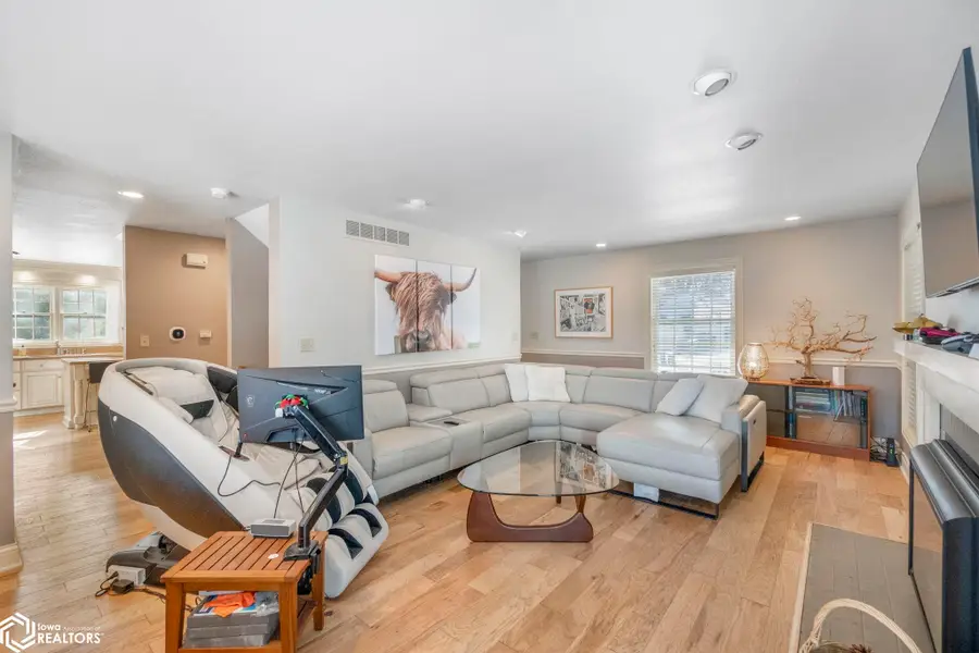 500 18th Street W, Clear Lake, IA 50428 - #3