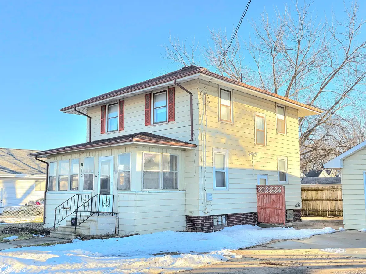 913 4th St Sw, Mason City, IA 50401 - Image #1