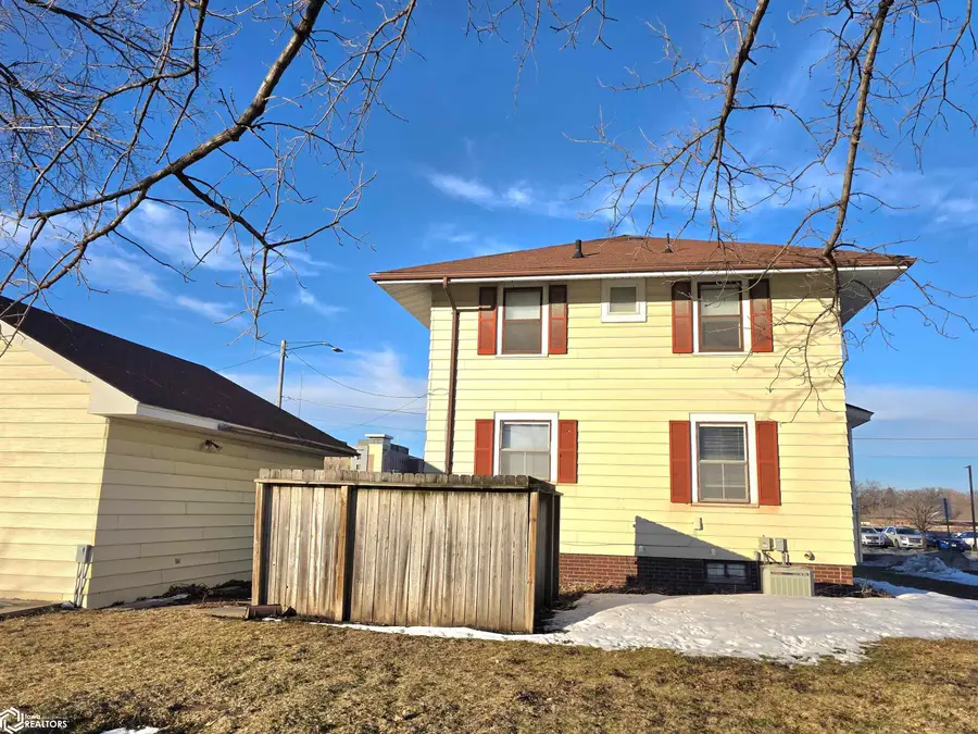 913 4th St Sw, Mason City, IA 50401 - Image #3
