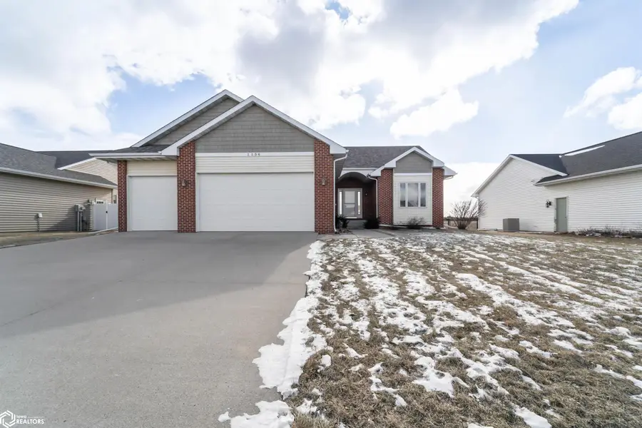 1156 Cherokee Street, Nevada, IA 50201 - #3