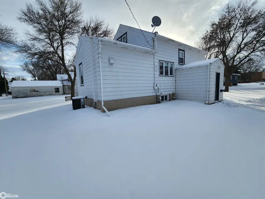 408 N Main Street, Buffalo Center, IA 50424 - #2