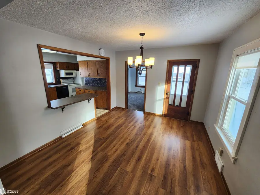 408 N Main Street, Buffalo Center, IA 50424 - #3