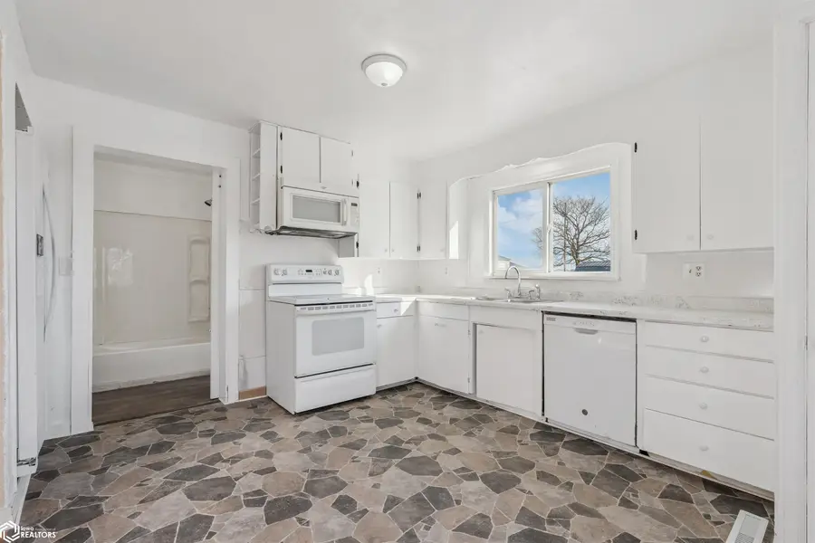 402 1st Street, Union, IA 50258 - #3