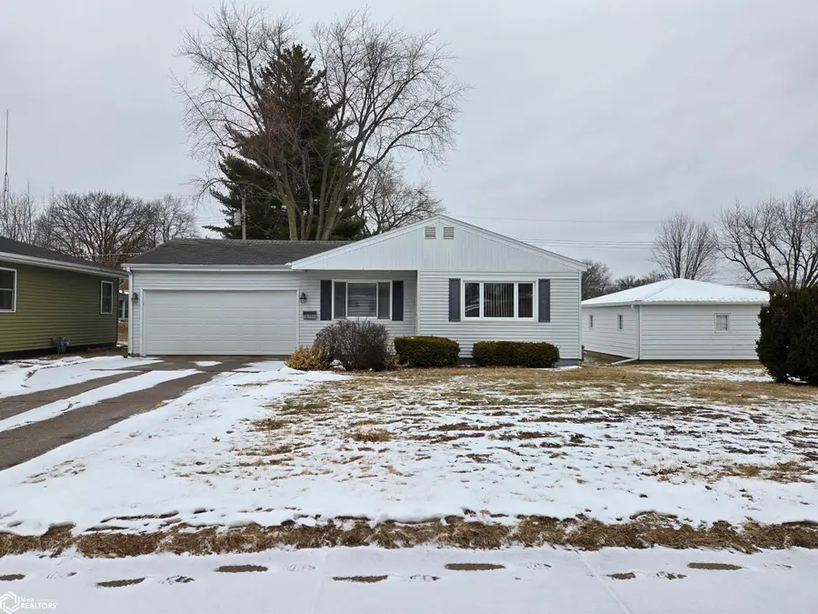 410 E Pennington Street, West Burlington, IA 52655 - Image #2
