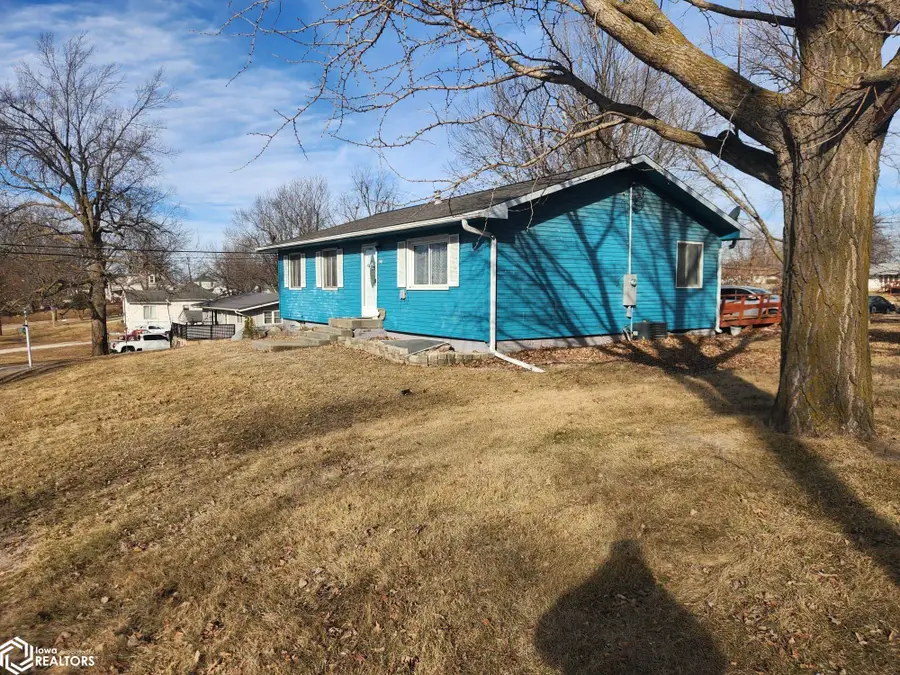 213 W Logan Street, Osceola, IA 50213 - Image #3