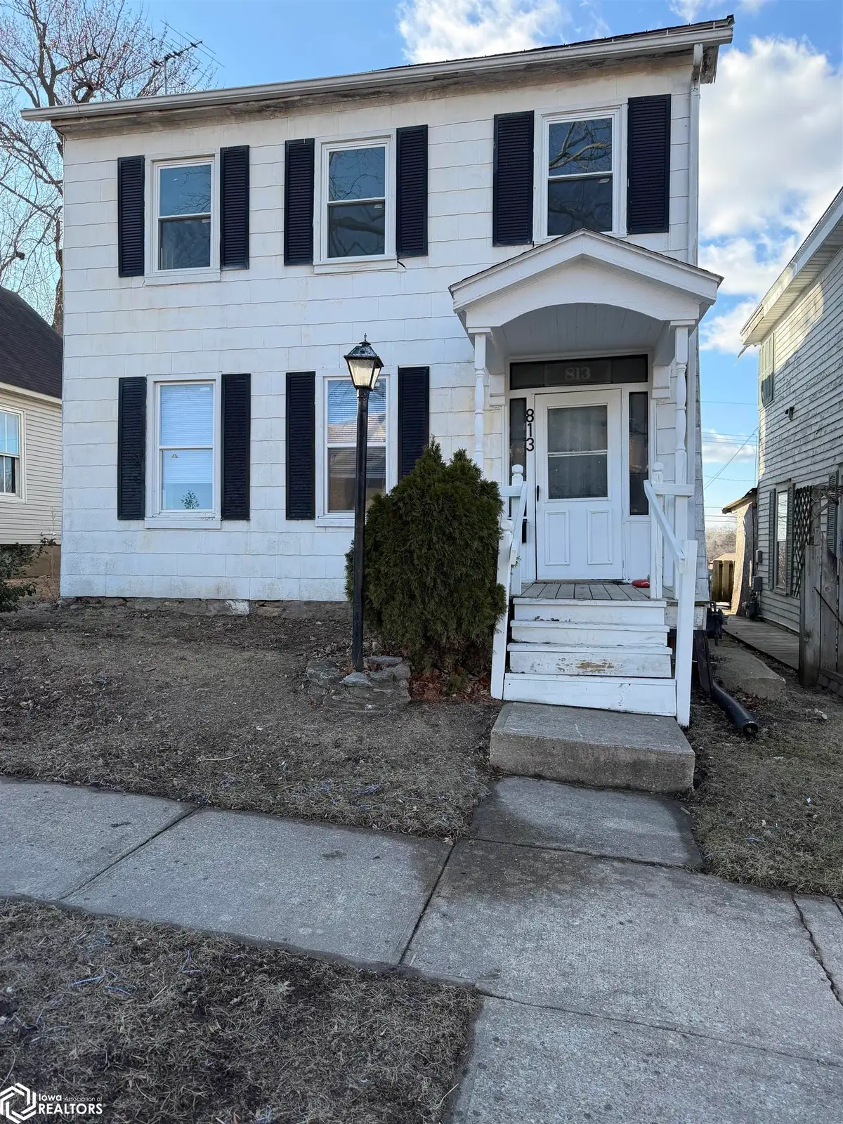 813 N 10th Street, Burlington, IA 52601 - Image #1