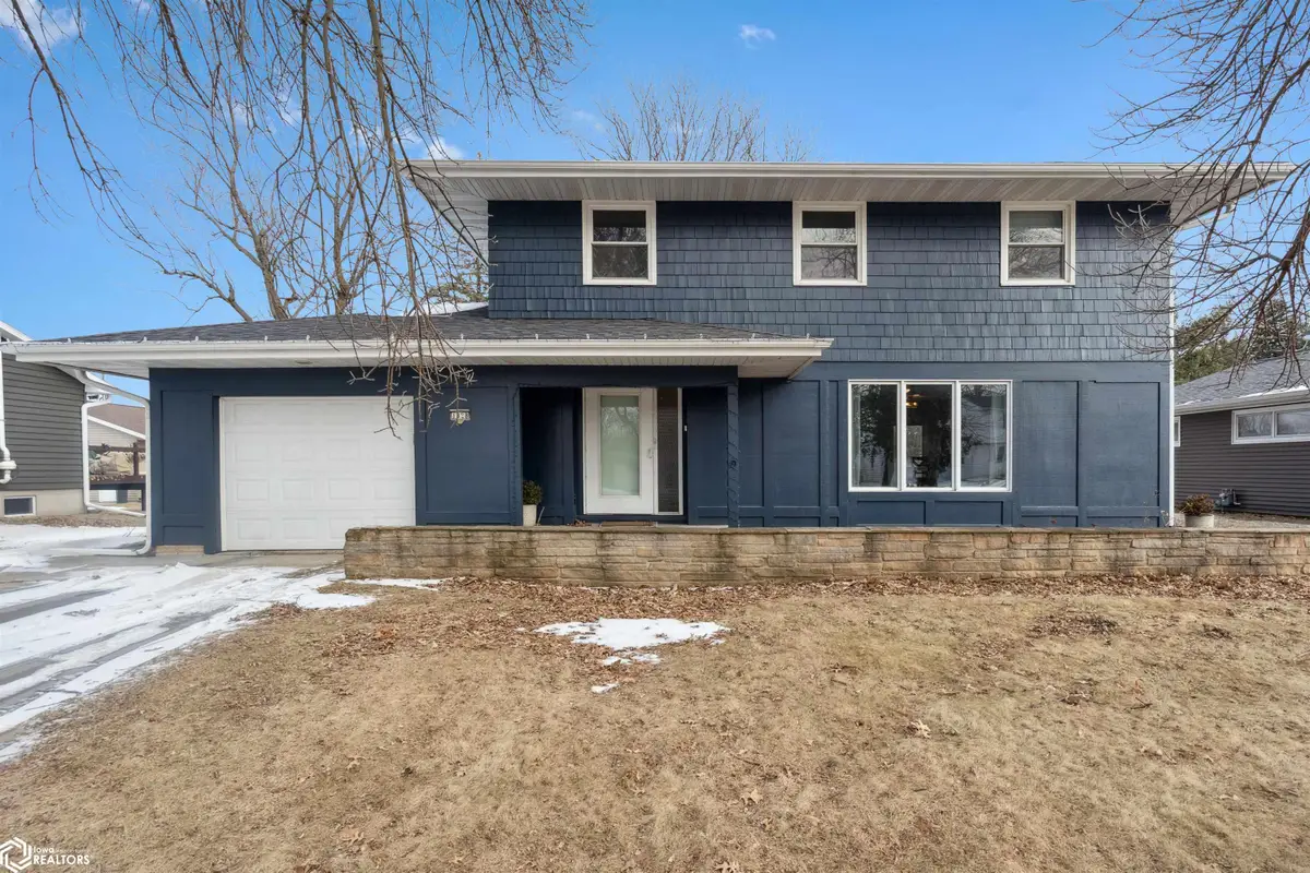 1828 Belmont Drive, Grinnell, IA 50112 - #1