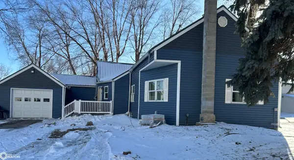 116 Antique Alley, Dows, IA 50071