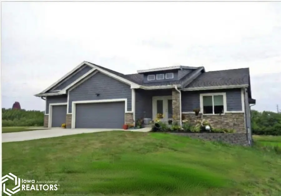 7975 Coolidge Street, Norwalk, IA 50211 - Image #2