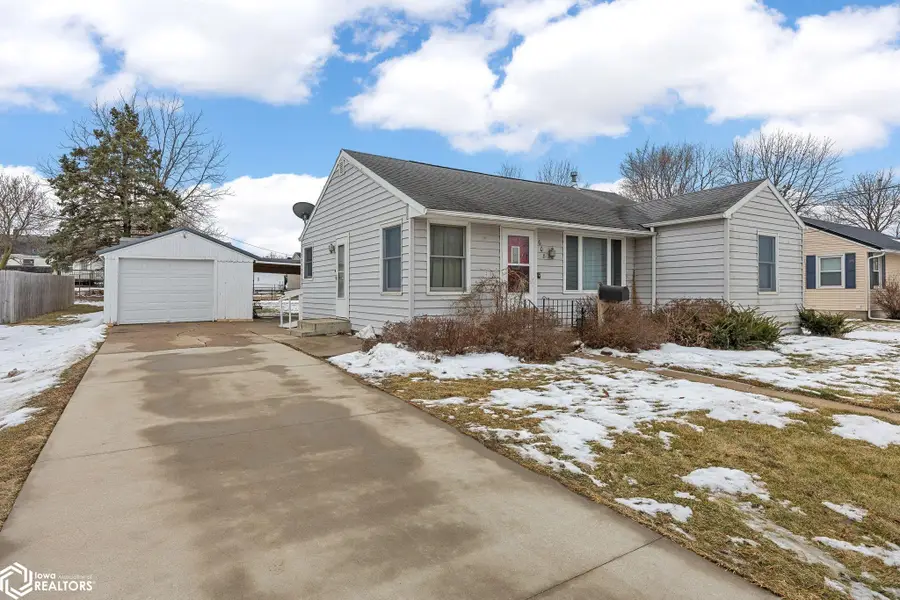 608 W 13th Street, Vinton, IA 52349 - #2