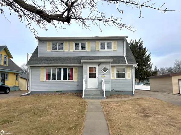 1705 Summit Street, Marshalltown, IA 50158