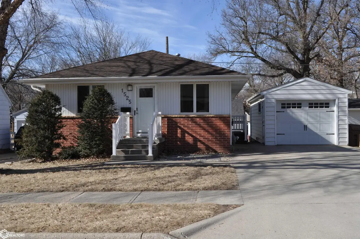 1525 Birch Street, Carroll, IA 51401 - #1