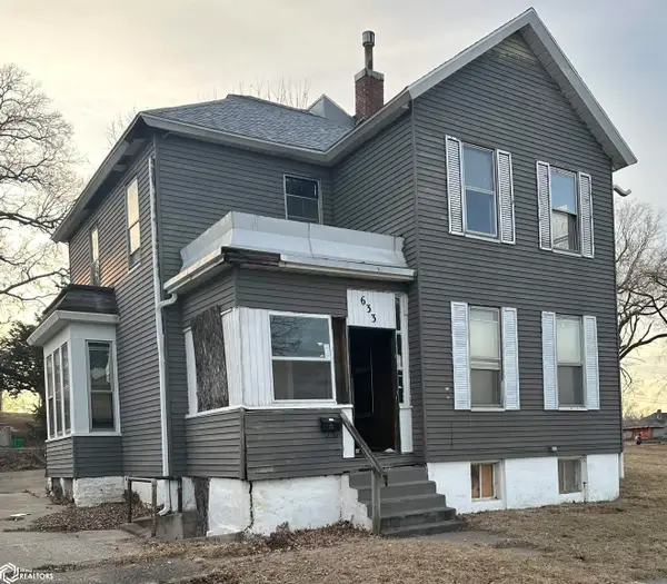 633 S 6th Street, Burlington, IA 52601