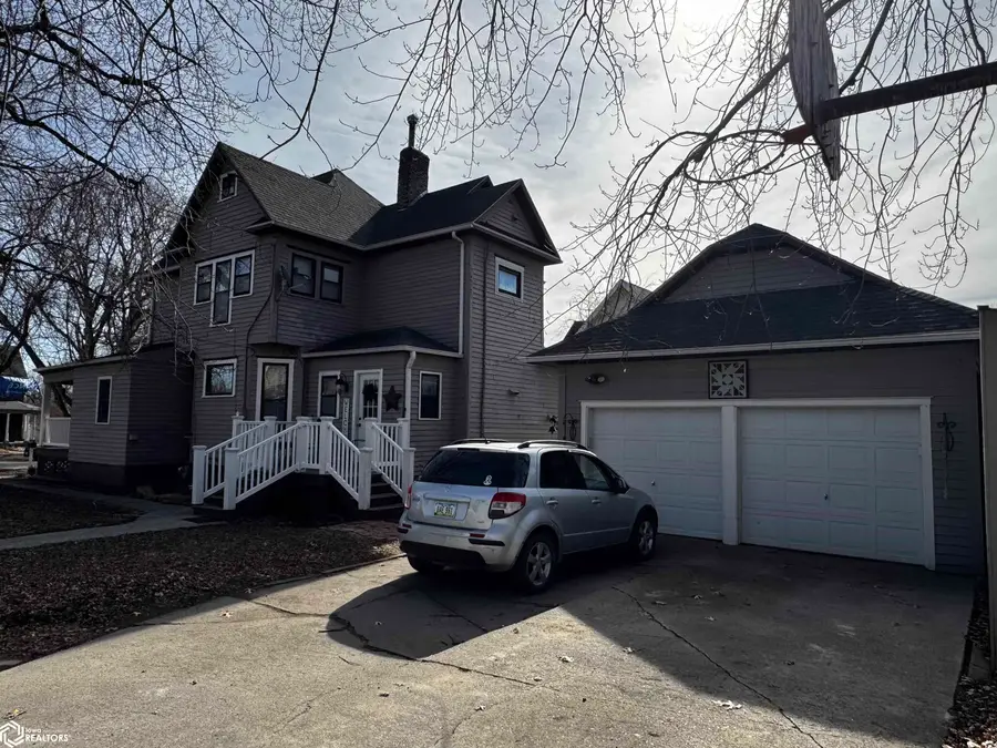 422 N 15th Street, Clarinda, IA 51632 - #2