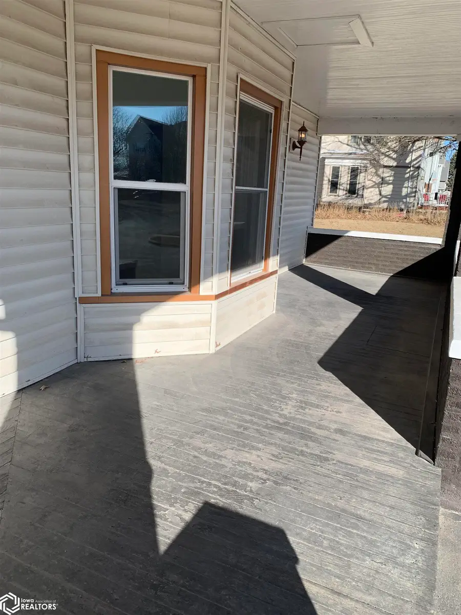 508 and 510 N Maple Street, Creston, IA 50801 - #3