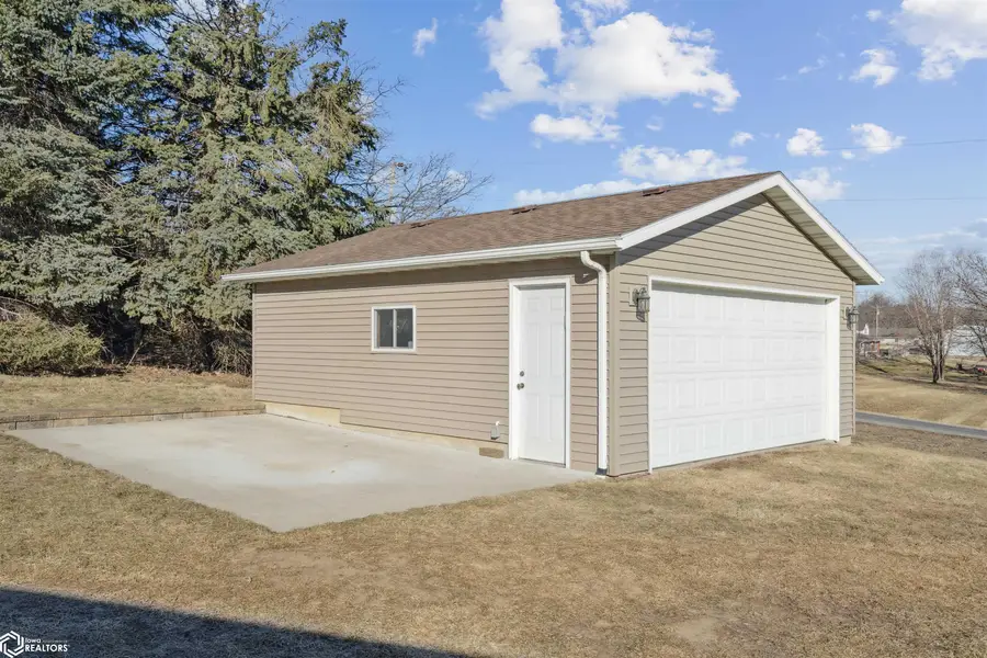 700 Highway T38 S, Lynnville, IA 50153 - #3