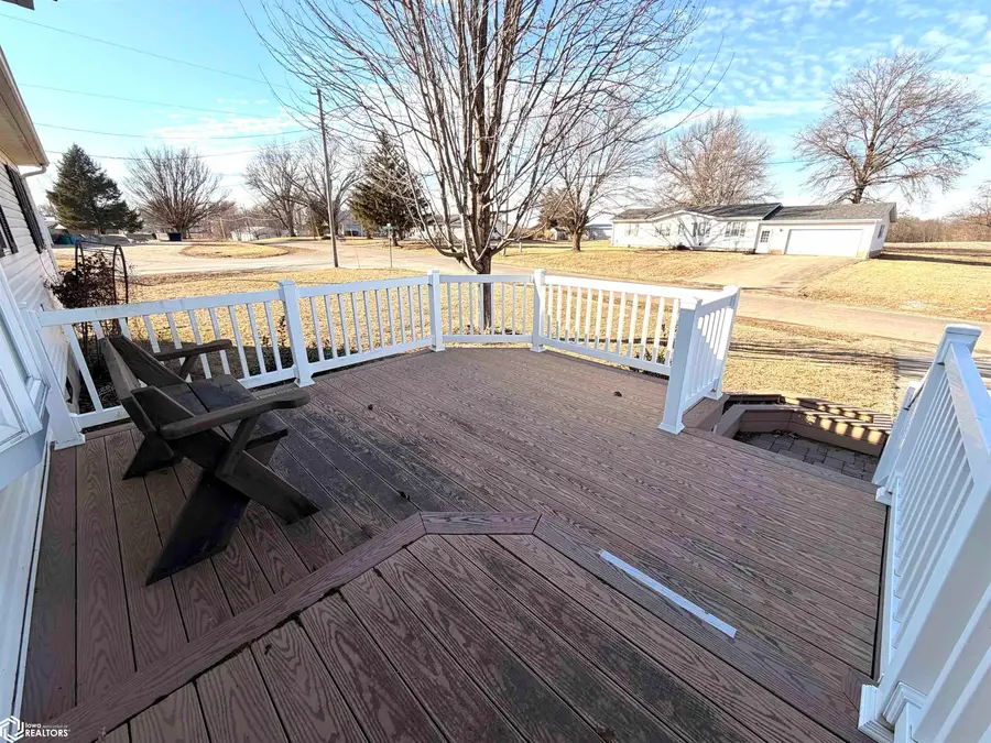 307 E North Street, Stronghurst, IL 61480 - #3