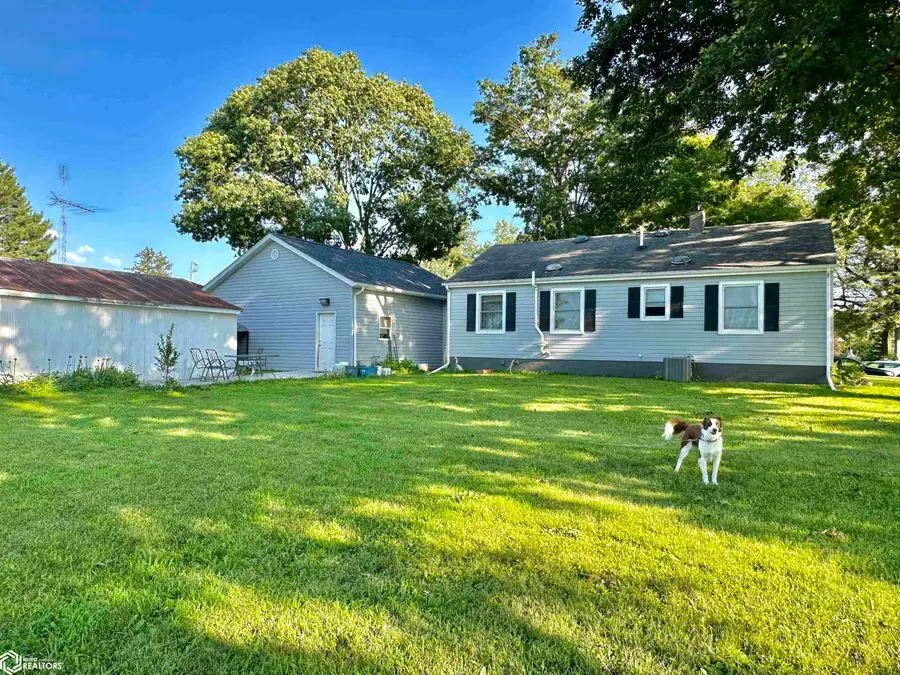 105 E Washington St., Roseville, IL 61473 - #3