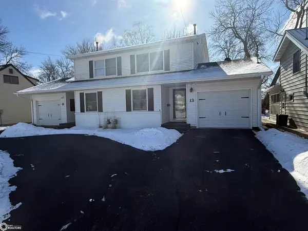 11 Sunset View Drive, Clear Lake, IA 50428