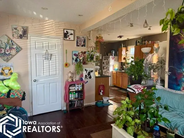 202 Carson Avenue, Iowa Falls, IA 50126 - #3