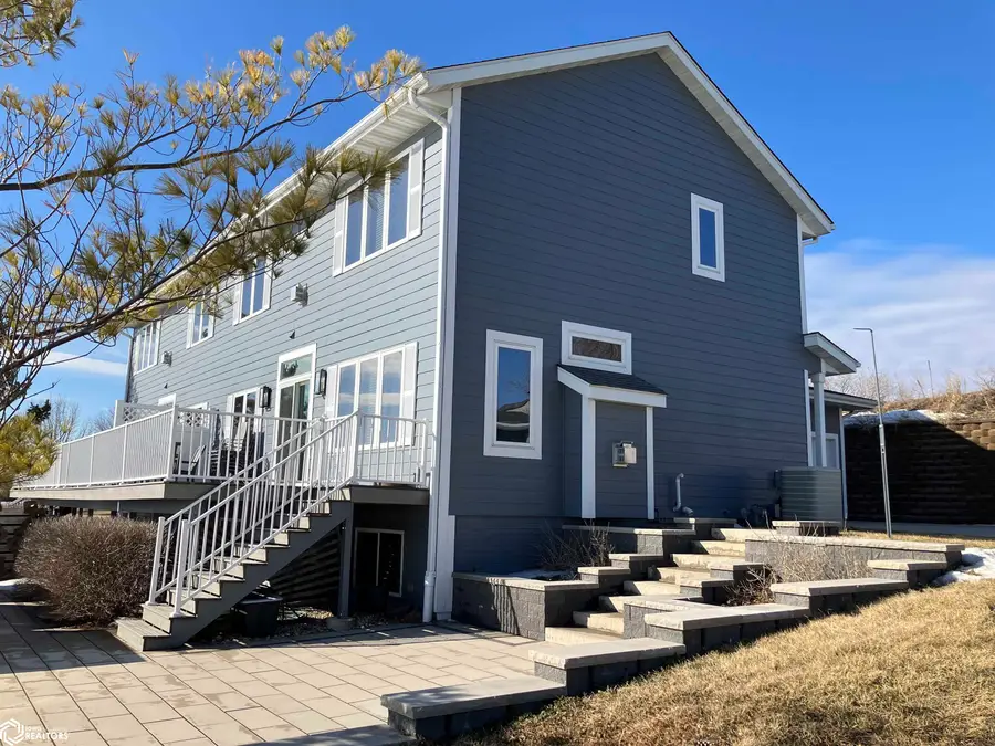 401 S Main Street, Clear Lake, IA 50428 - #2