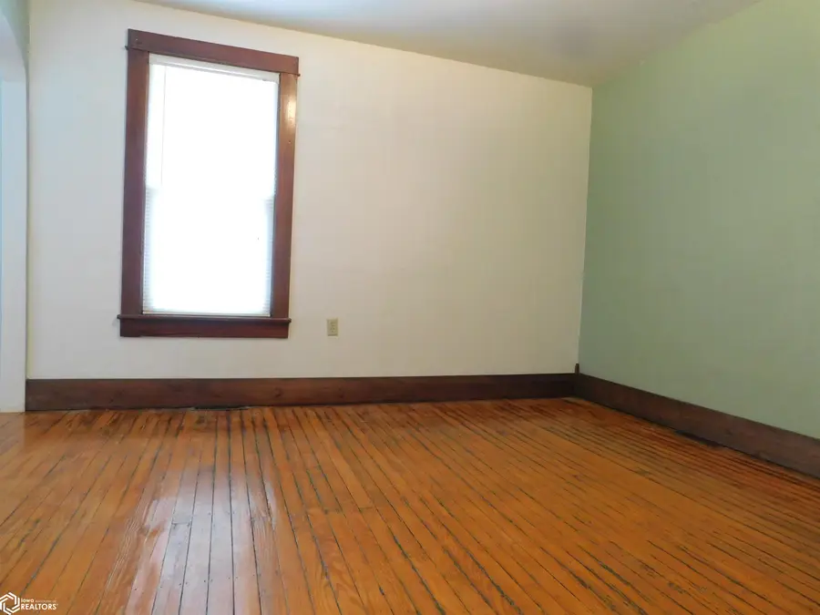 208 1st Street, Manning, IA 51455 - #3