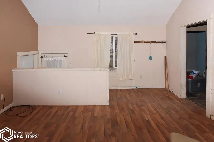 205 W Vest, Jefferson, IA 50129 - #3