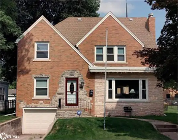 725 N Jefferson Avenue, Mason City, IA 50401