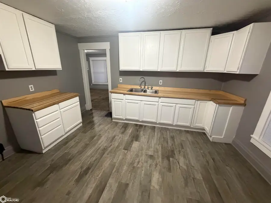 309 S Madison Avenue, Ottumwa, IA 52501 - #2