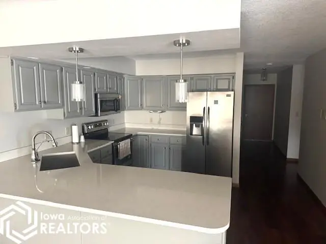 215 E Mcgregor Street #5, Algona, IA 50511 - #2