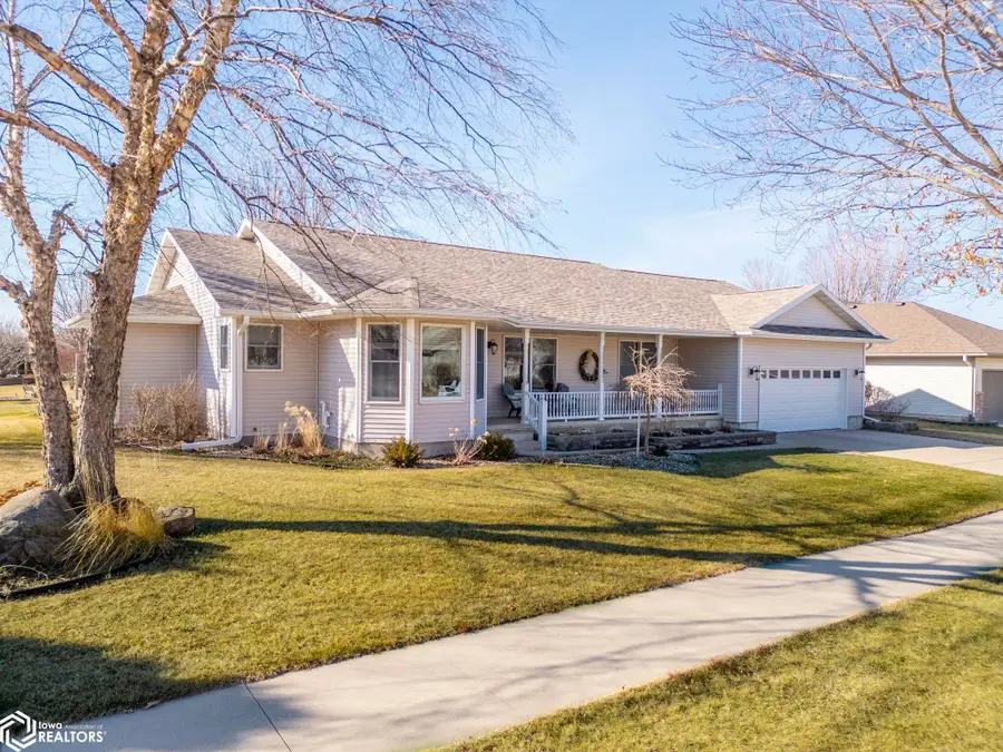 1516 S Louisiana Avenue, Mason City, IA 50401 - #2