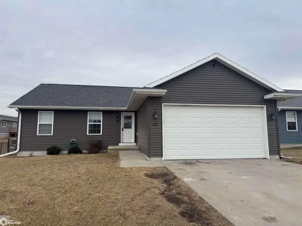 111 Blue Jay Avenue, Vinton, IA 52349