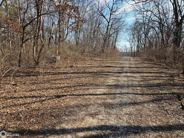 1310 Pine Ridge Ln., Mount Pleasant, IA 52641