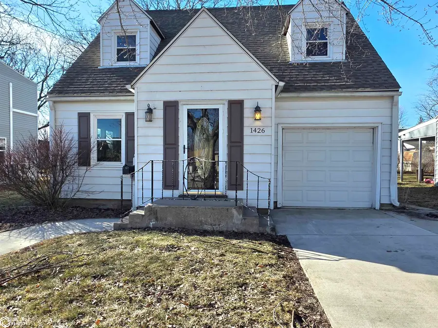 1426 N Rhode Island, Mason City, IA 50401 - #2