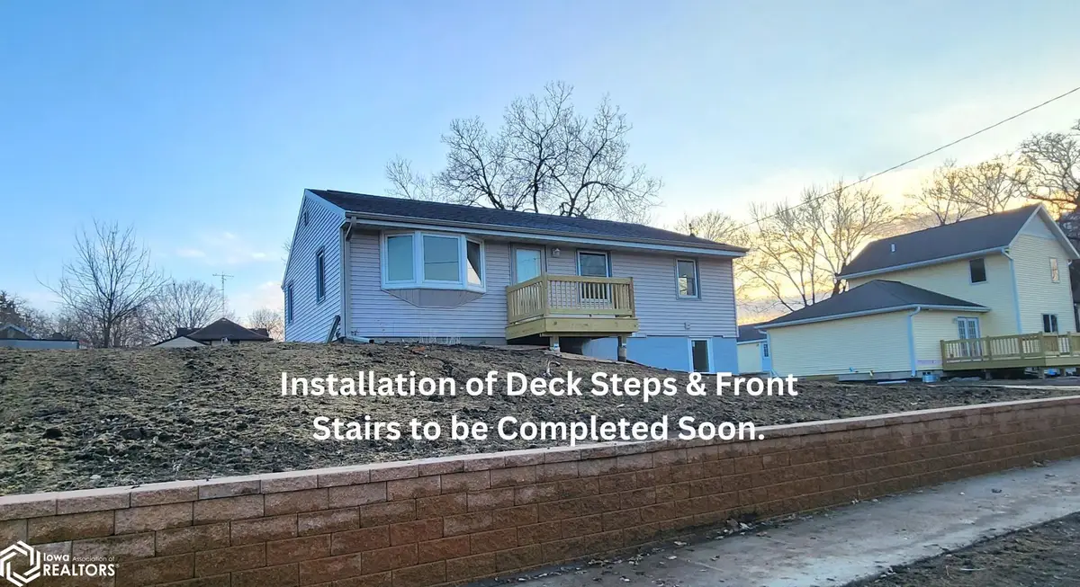 537 4th Street Ne, Mason City, IA 50401 - #1