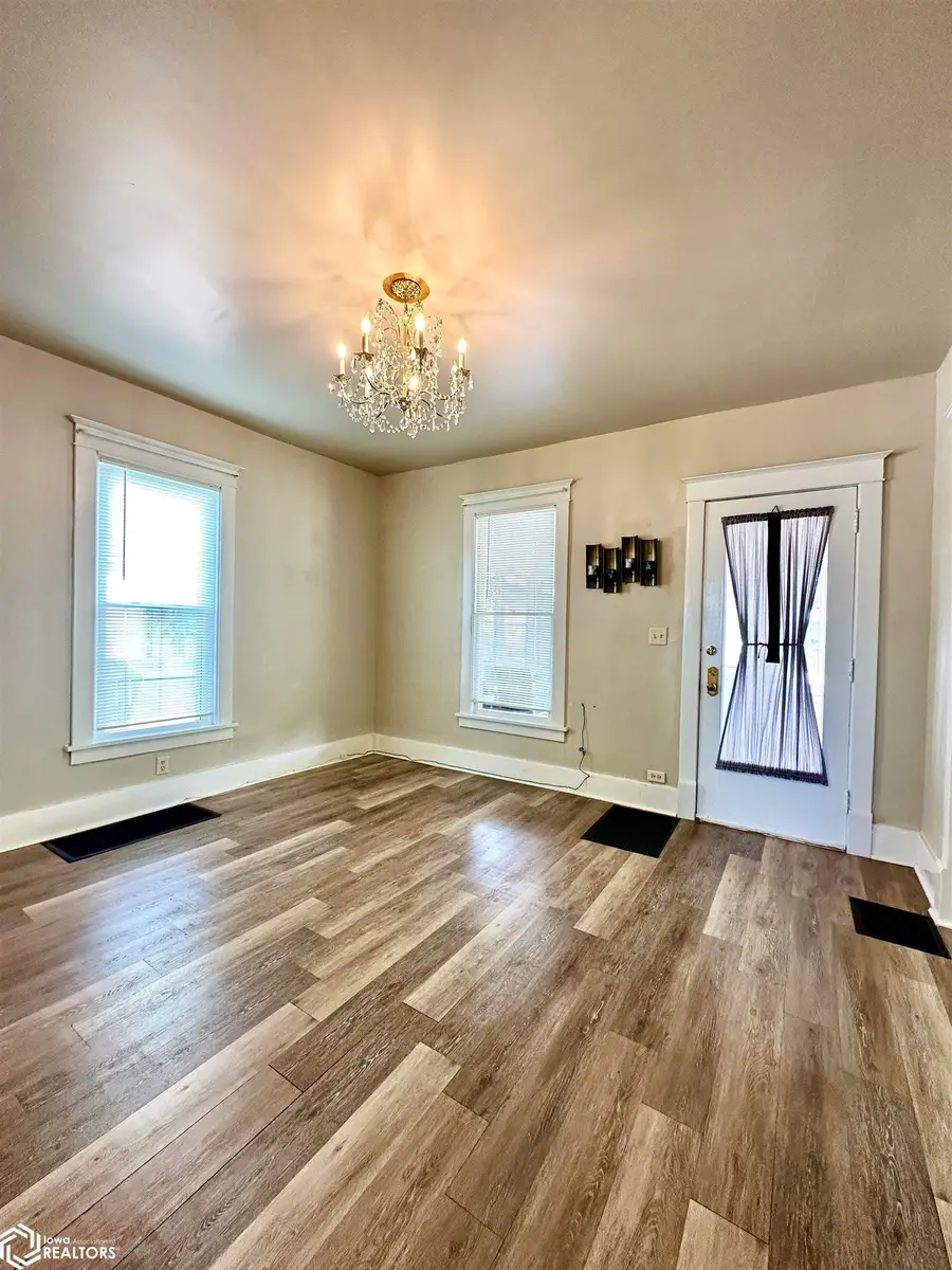 616 S President Avenue, Mason City, IA 50401 - #2