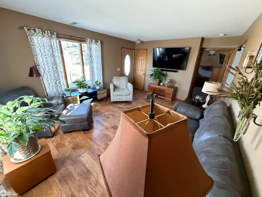 1206 Amy Avenue, Carroll, IA 51401 - #3