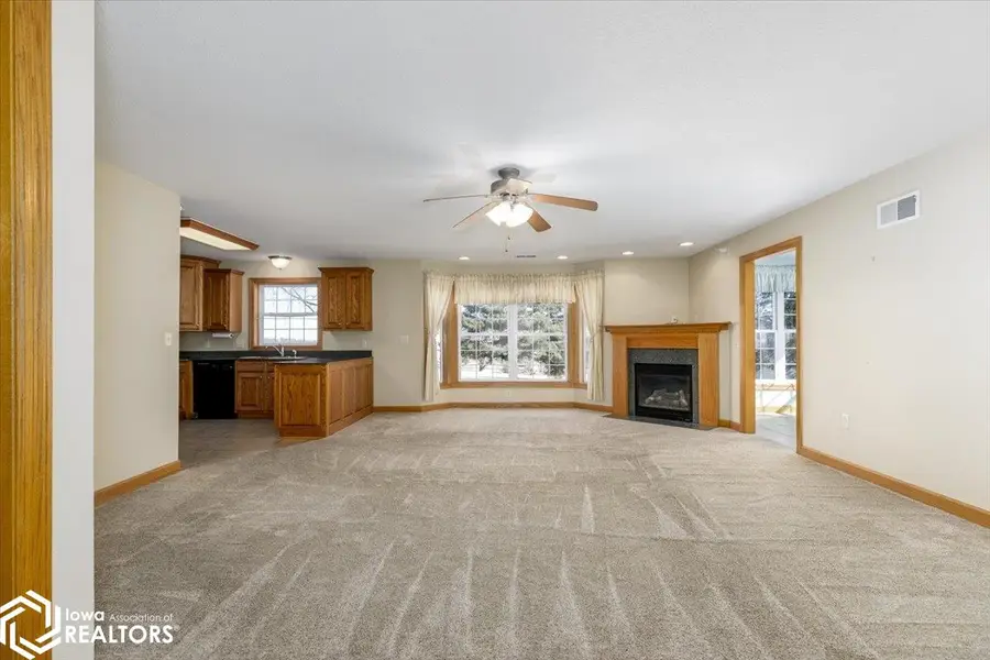 711 16th Avenue #U104, Grinnell, IA 50112 - #3