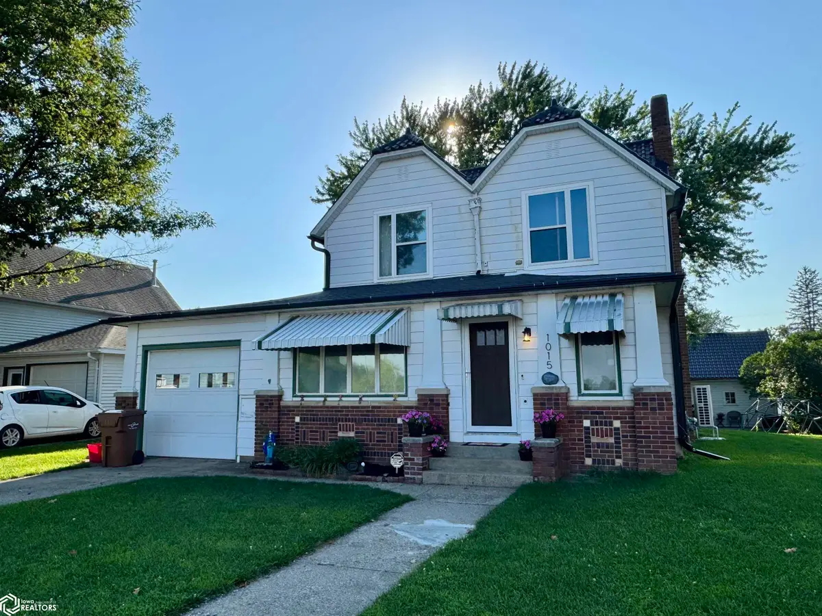 1015 N Adams Street, Carroll, IA 51401 - #1