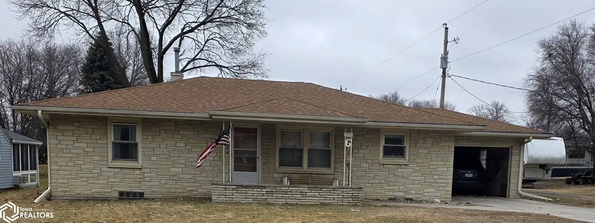 208 W Chestnut Street, Hubbard, IA 50122 - #1
