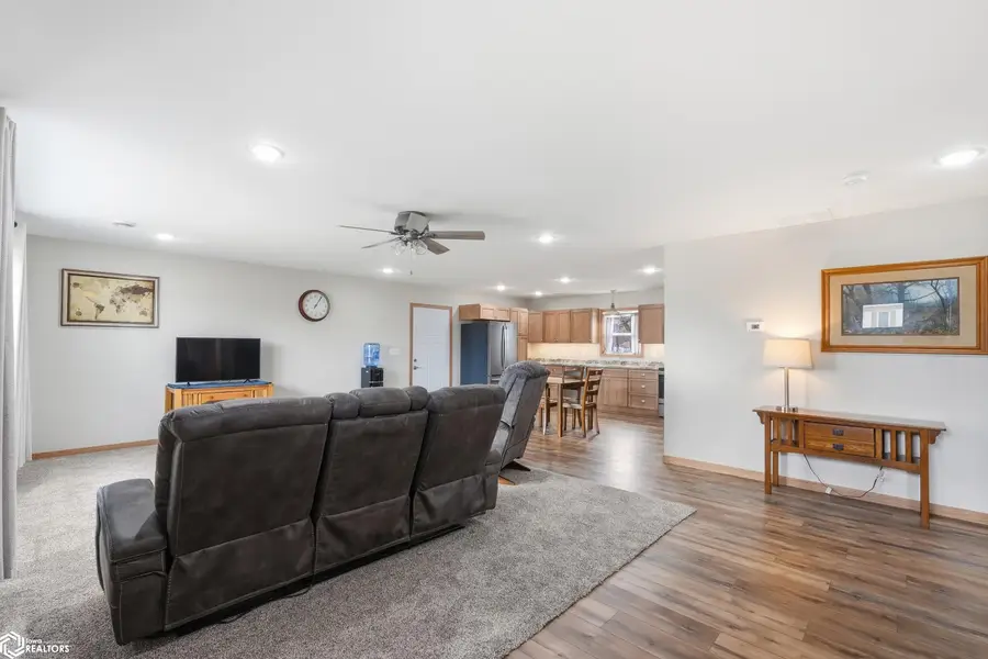 610 SE 1st St, Morning Sun, IA 52640 - #3